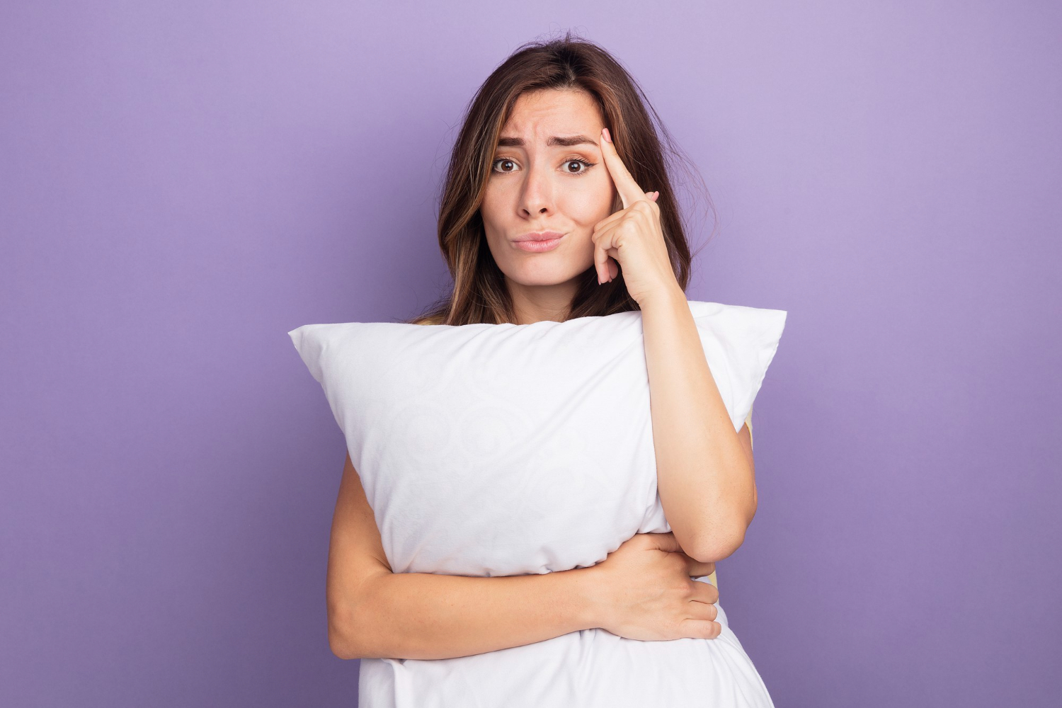 ¿Por qué sigues cansado después de dormir? Causas y claves para un descanso realmente reparador