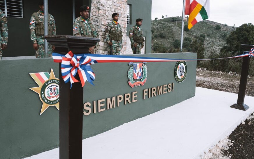 Comandante General del Ejército inaugura nuevo destacamento en Tierra Virgen El nuevo destacamento permitirá optimizar las labores de vigilancia y apoyo a las operaciones en la frontera dominico-haitiana.