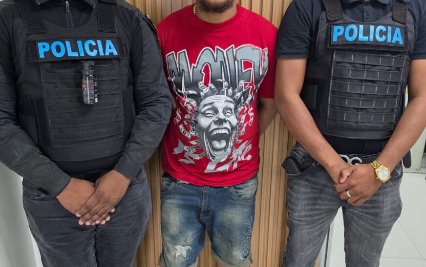 Policía Nacional arresta a hombre por presunta captación y manipulación de adolescente en Los Alcarrizos